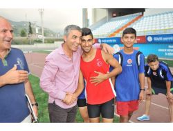 ‘sessiz Şampiyonlar’a Moral Ziyareti