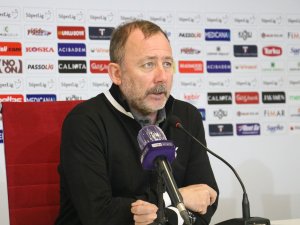 Sergen Yalçın: “Geleceğimizi Mi Perişan Edelim?”