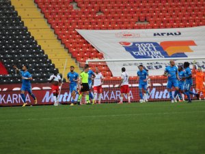 Süper Lig: Gaziantep Fk: 2 - Bb Erzurumspor: 3 (Maç Sonucu)