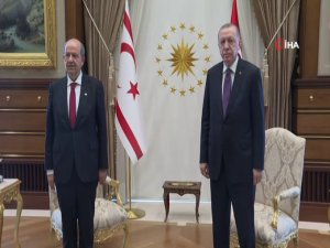 Cumhurbaşkanı Erdoğan, Kktc Cumhurbaşkanı Ersin Tatar İle Görüştü