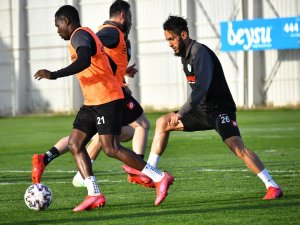 Konyaspor’da Galatasaray Maçı Hazırlıkları Devam Ediyor