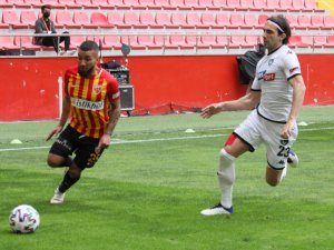 Süper Lig: Kayserispor: 1 - Denizlispor: 0 (Maç Devam Ediyor)