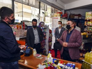 Gümüşhane’de Hayırsever İşadamları Veresiye Defterlerini Satın Aldı