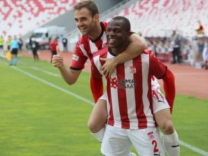 Jorge Felix, Gol Sayısını 2’ye Yükseltti