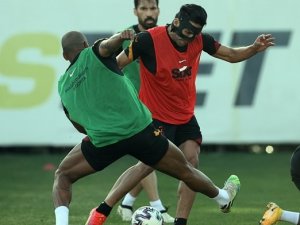 Galatasaray’da Gençlerbirliği Maçı Hazırlıkları Sürüyor