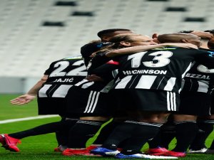 Beşiktaş Bu Sezon 1 Maçta En Çok Gol Atan Takım Oldu