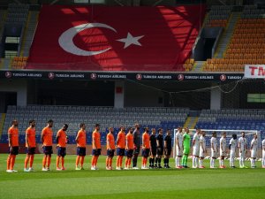Süper Lig: Medipol Başakşehir: 0 - Mke Ankaragücü: 1 (İlk Yarı)