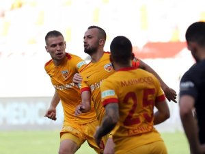 İlhan Parlak Gol Sayısını 9’a Çıkardı