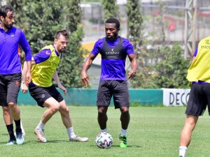Başakşehir’de Sivasspor Mesaisi Başladı