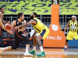 Pota Derbisini Fenerbahçe Farklı Kazandı