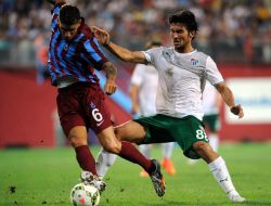 Bursaspor’un Orta Sahasında Forma Savaşı