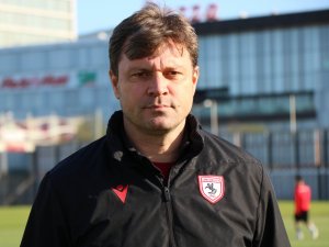 Ertuğrul Sağlam: “Pazar Günü Süper Lig’e Çıkmaya Hazırız”