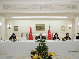 Cumhurbaşkanı Erdoğan, Azınlık Cemaat Liderleri İle İftarda Bir Araya Geldi