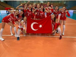 16 Yaş Altı Kız Voleybol Milli Takımı, Portekiz’i Mağlup Etti