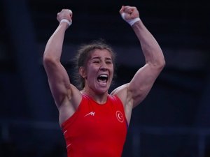 Milli Güreşçi Yasemin Adar Finale Yükseldi