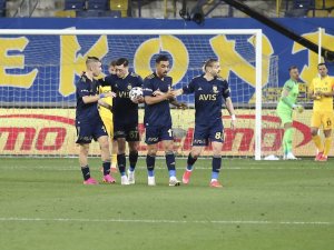 Süper Lig: Mke Ankaragücü: 1 - Fenerbahçe: 1 (İlk Yarı)