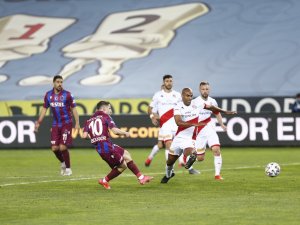 Süper Lig: Trabzonspor: 2 - Antalyaspor: 1 (Maç Sonucu)