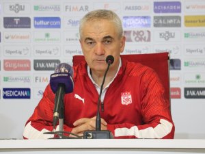Rıza Çalımbay: “Pozisyon Bulmakta Çok Zorlandık”