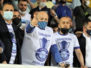 Murat Sancak: "Bu Takıma Herkesin Şapka Çıkarması Lazım"