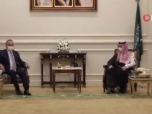 Dışişleri Bakanı Çavuşoğlu, Suudi Arabistanlı Mevkidaşı El Suud İle Görüştü