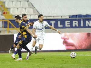 Süper Lig: Kasımpaşa: 2 - Mke Ankaragücü: 0 (İlk Yarı)