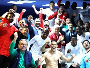 Sivasspor’dan ‘Kadıköy’ Hatırası!