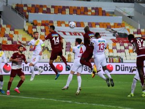 Yeni Malatyaspor, Ligdeki 15. Beraberliğini Aldı