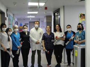 Hemşireleri Bu Anlamlı Günlerinde Unutmadılar