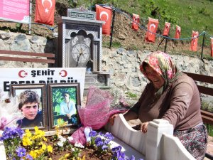 ‘Eren’siz Geçen 7. Bayramda Da Gözyaşı Yine Dinmedi