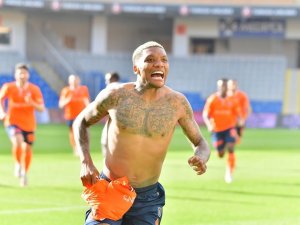 Başakşehir, Fernandes’e Veda Etti