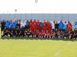 Sivasspor Başkanı Otyakmaz’dan “Yenilmezler” Paylaşımı