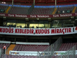 Galatasaray Taraftarından Filistin’e Destek