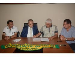 Osmaniye Belediyesi’nden Osmaniyespor’a Maddi Destek