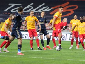 Kayserispor’da En Çok Süre Alan İsim Kolovetsios Oldu
