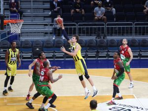 Ing Basketbol Süper Ligi Play-off: Fenerbahçe Beko: 83 - Pınar Karşıyaka: 79