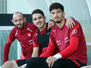 A Milli Takım Hazırlıklarını Sürdürüyor