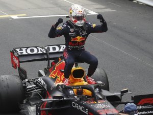 Monako’da Zafer Max Verstappen’in