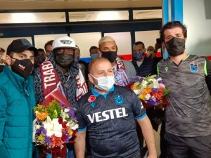 Trabzonspor, Gervinho Ve Peres’i Trabzon’a Getirdi