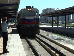Çin’e Gidecek Olan 41 Vagonlu 2 İhracat Treni Erzurum’a Ulaştı