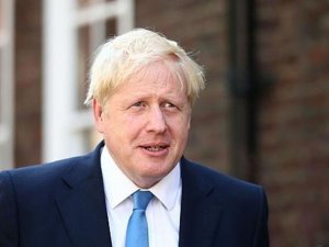 Johnson, Müslüman Kadınlara Yönelik İfadeleri Nedeniyle Özür Diledi