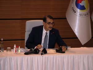Bakan Dönmez: “Belediye Başkanları Doğal Gaz Çalışmalarına Destek Vermeli”