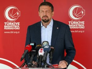 Hidayet Türkoğlu, Anadolu Efes’in Şampiyonluğunu Kutladı
