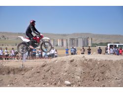 Sorgun’da Motocross Heyecanı