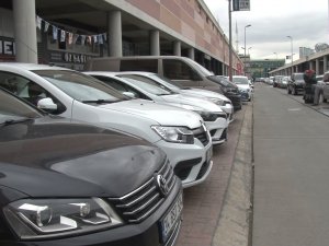 Yaprak Kıpırdamayan İkinci El Oto Piyasasında Normalleşmeyle Birlikte Hareketlilik Bekleniyor