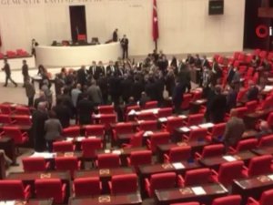 Tbmm Genel Kurulu’nda Tansiyon Yükseldi