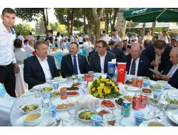 Türkiye Futbol Federasyonu Somalı Ailelerle Yemek Yedi