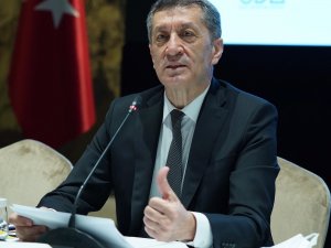 Milli Eğitim Bakanı Selçuk: "Şu Ana Kadar 813 Bin Öğretmen Aşılandı"