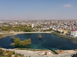 "Kaynarca" ’Dünyanın En Büyük Biyolojik Göleti’ İçin Guinness’a Aday