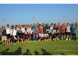 Akhisarlı Devler, Akhisar Belediyespor’a Başarılar Diledi