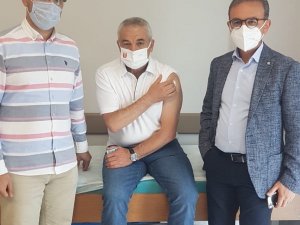 Rıza Çalımbay, Korona Virüs Aşısı Oldu